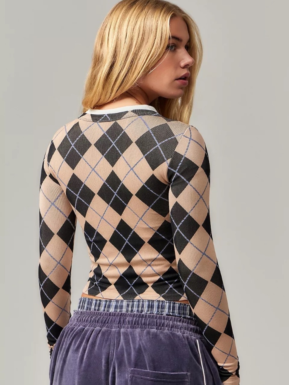 NWOT Out From Under Urban Outfitters Argyle Cropped Cardigan Beige Black XS S - Picture 3 of 4